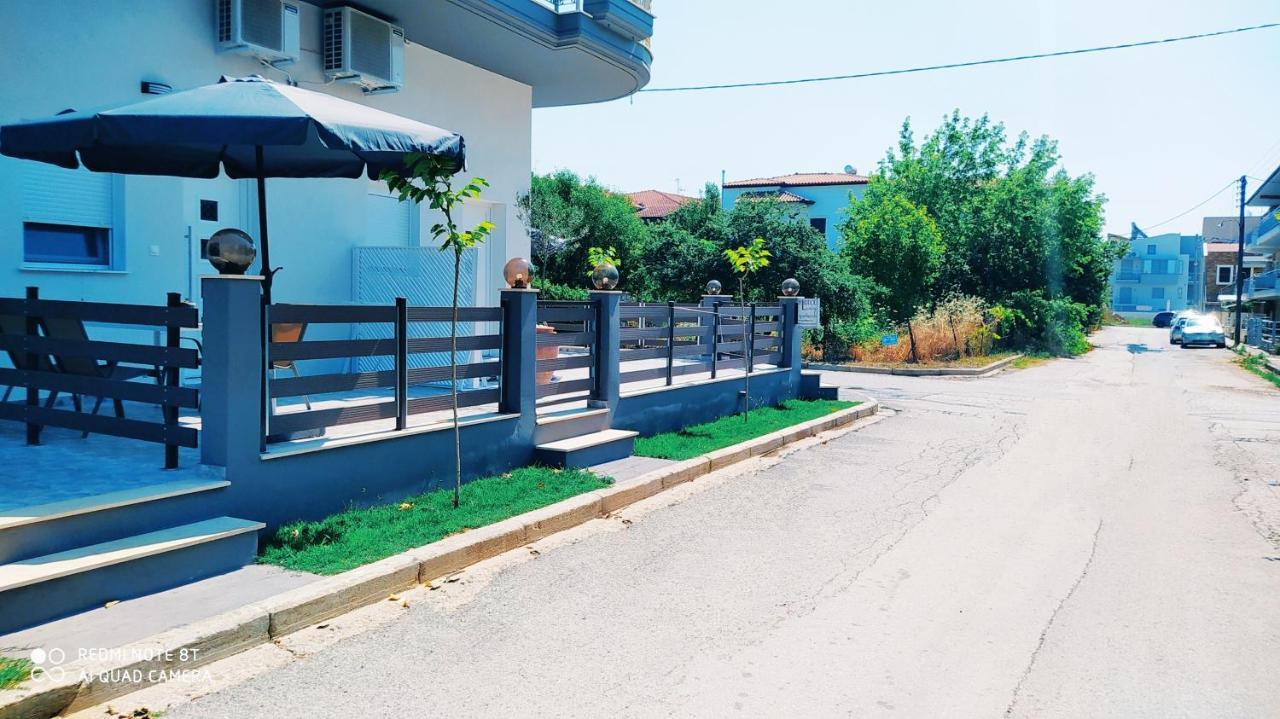 Filippou Luxury Apartments 플로지타 외부 사진