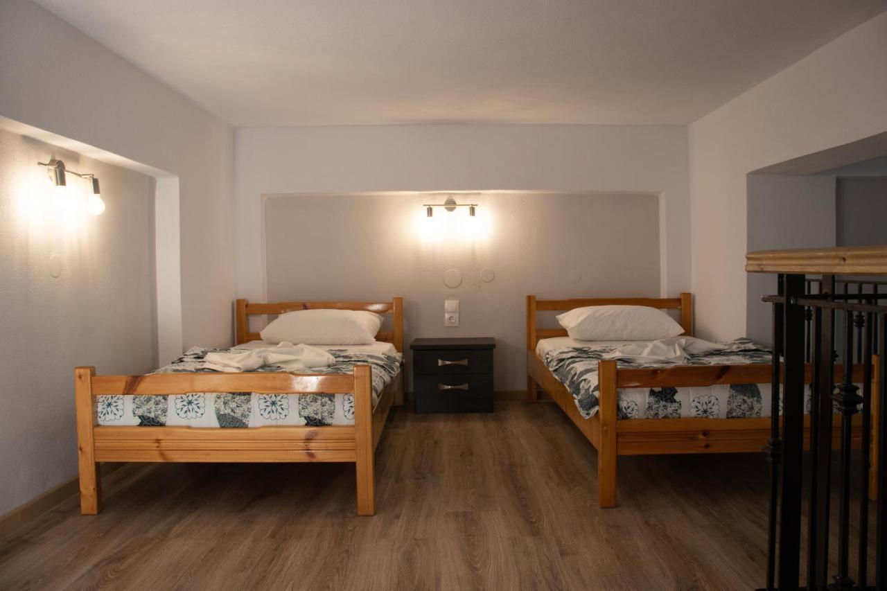 Filippou Luxury Apartments 플로지타 외부 사진
